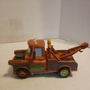 Disney Pixar Cars Tomica Tow-Mater C-04 (Japan) parts missing wheel